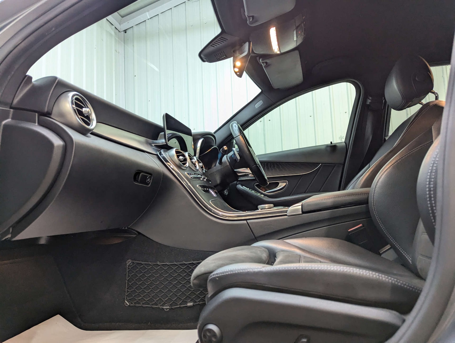 Used Mercedes-Benz C Class 2019 for sale - 77201559: Photo 45