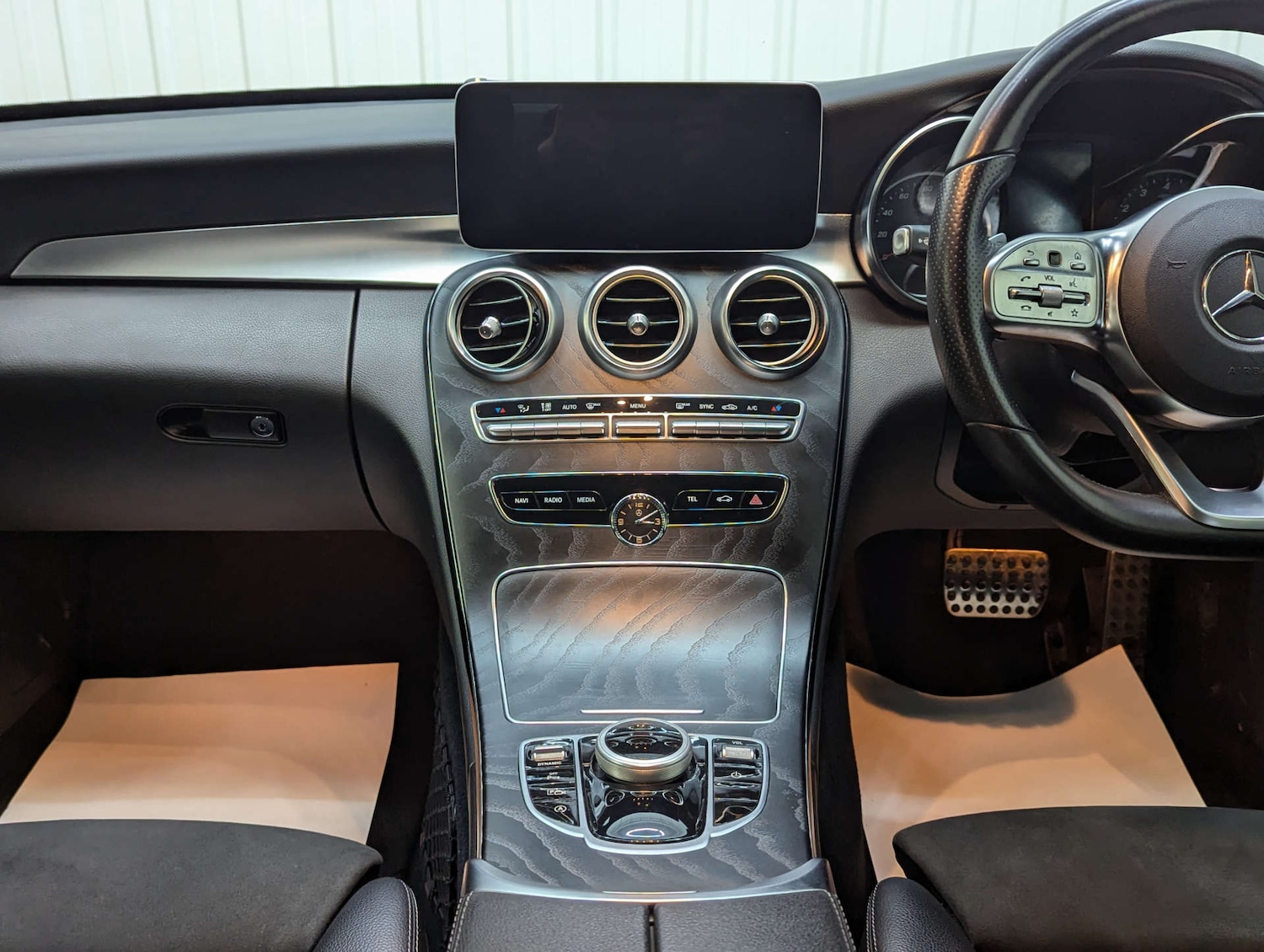 Used Mercedes-Benz C Class 2019 for sale - 77201559: Photo 61