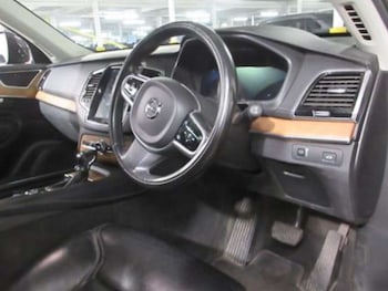 Used Volvo XC90 2018 for sale - 75528399: Photo