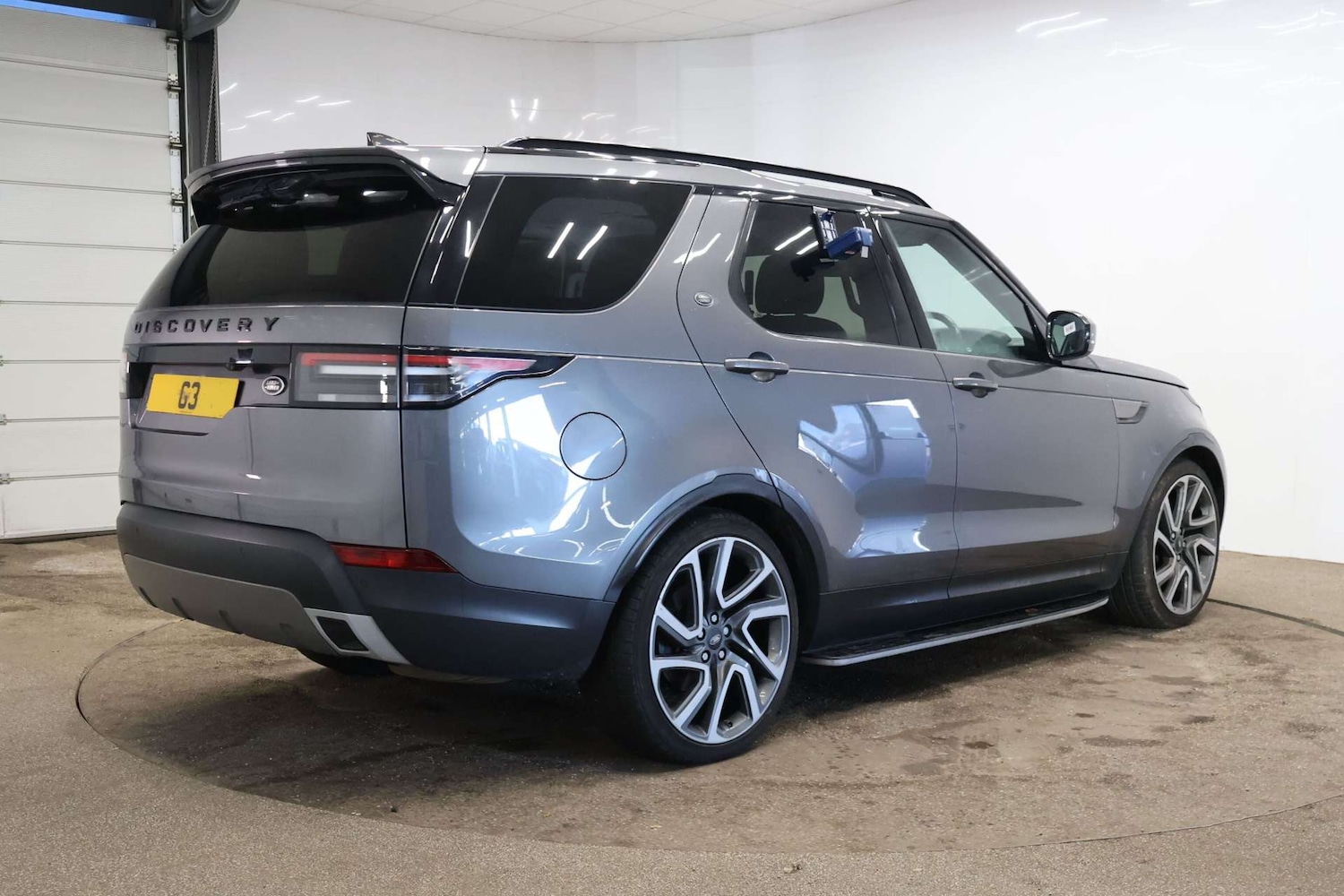 Used Land Rover Discovery 2017 for sale - 76681902: Photo 13