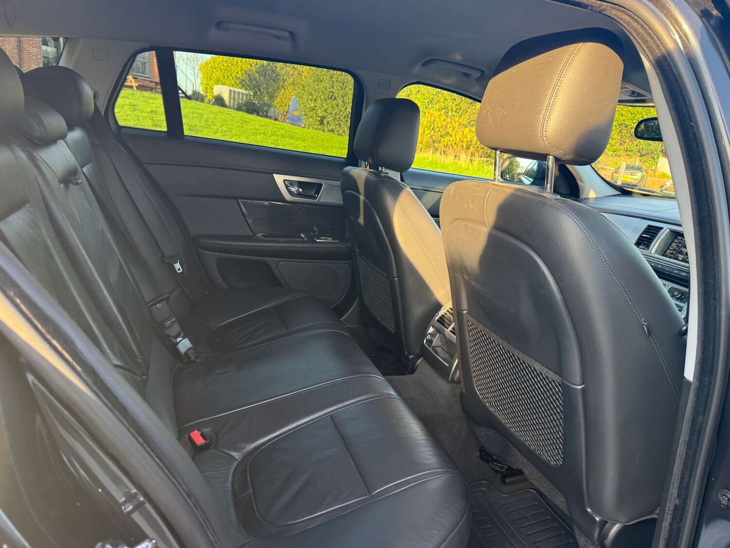 Used Jaguar XF 2015 for sale - 77655674: Photo 21