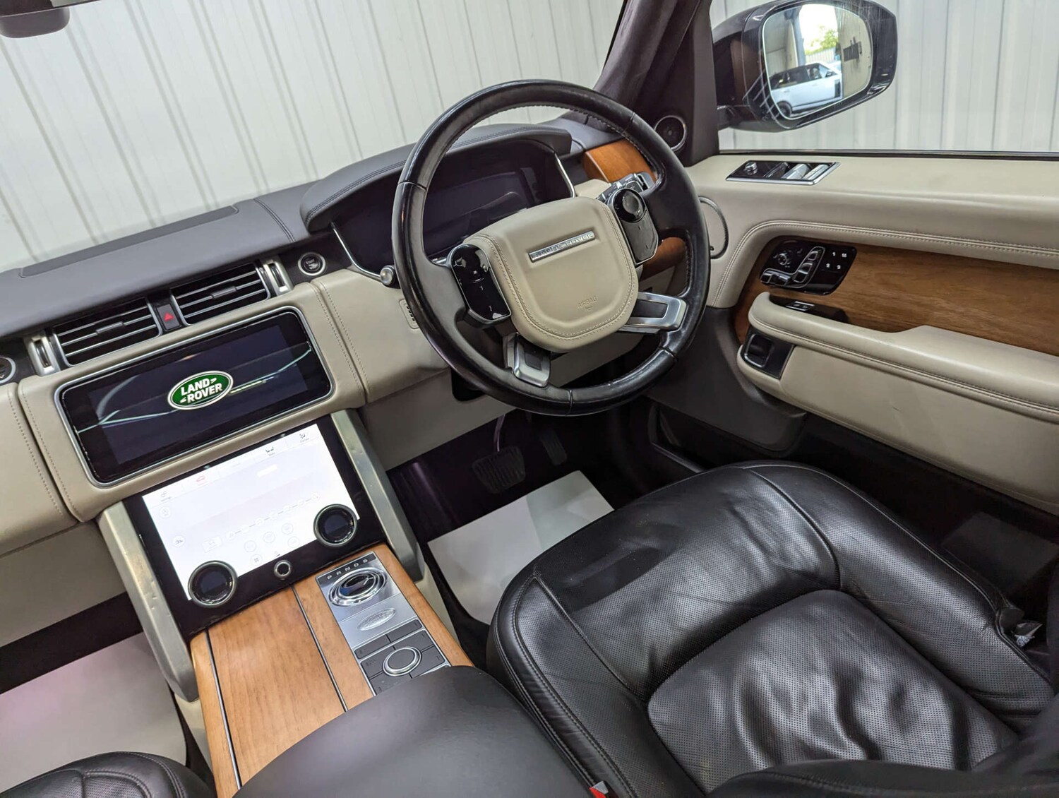 Used Land Rover Range Rover 2018 for sale - 76363921: Photo 47