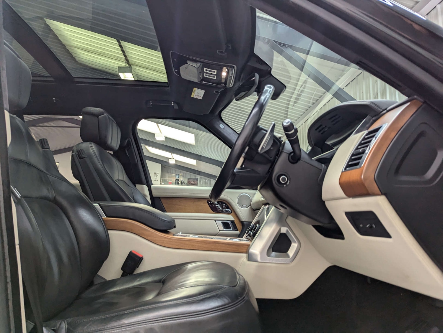 Used Land Rover Range Rover 2018 for sale - 76363921: Photo 51