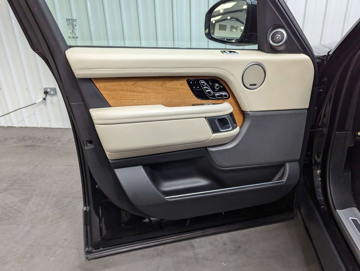 Used Land Rover Range Rover 2018 for sale - 76363921: Photo 58