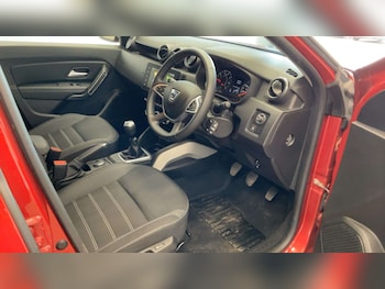Used Dacia Duster 2022 for sale - 79277949: Photo