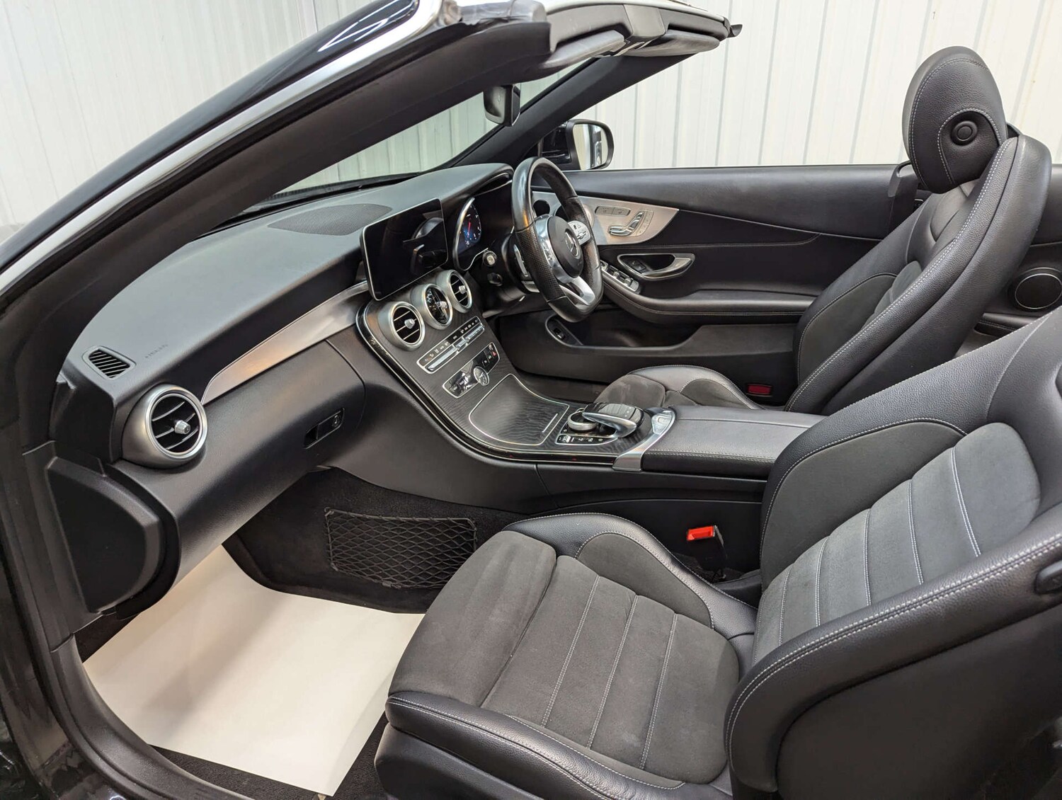 Used Mercedes-Benz C Class 2019 for sale - 76600597: Photo 54