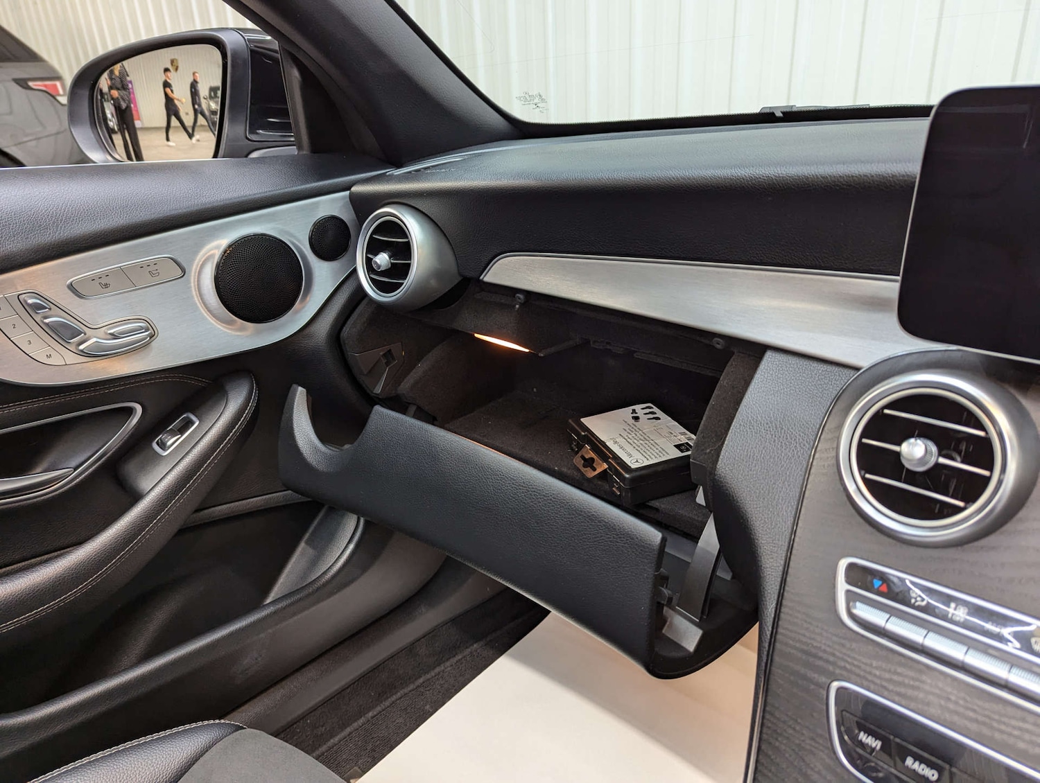 Used Mercedes-Benz C Class 2019 for sale - 76600597: Photo 90