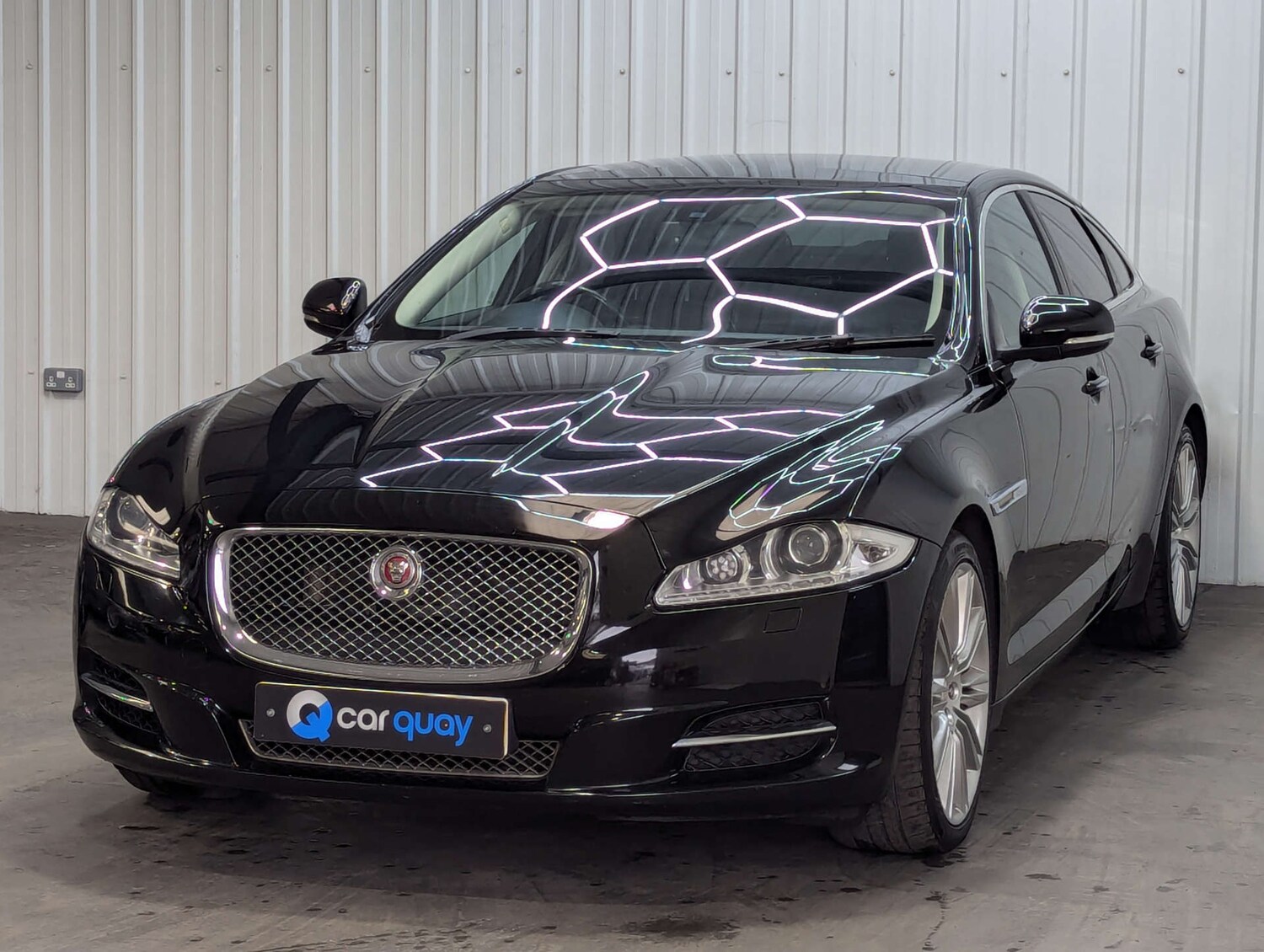 Used Jaguar XJ 2015 for sale - 76091324: Photo 25