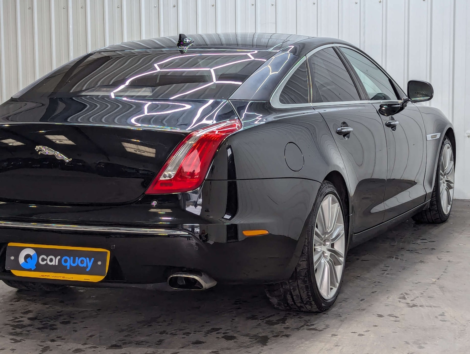 Used Jaguar XJ 2015 for sale - 76091324: Photo 34