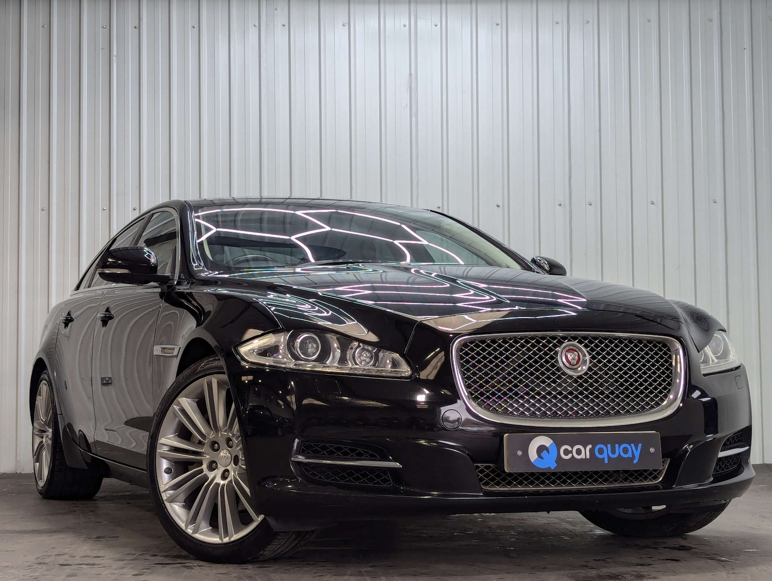 Used Jaguar XJ 2015 for sale - 76091324: Photo 4
