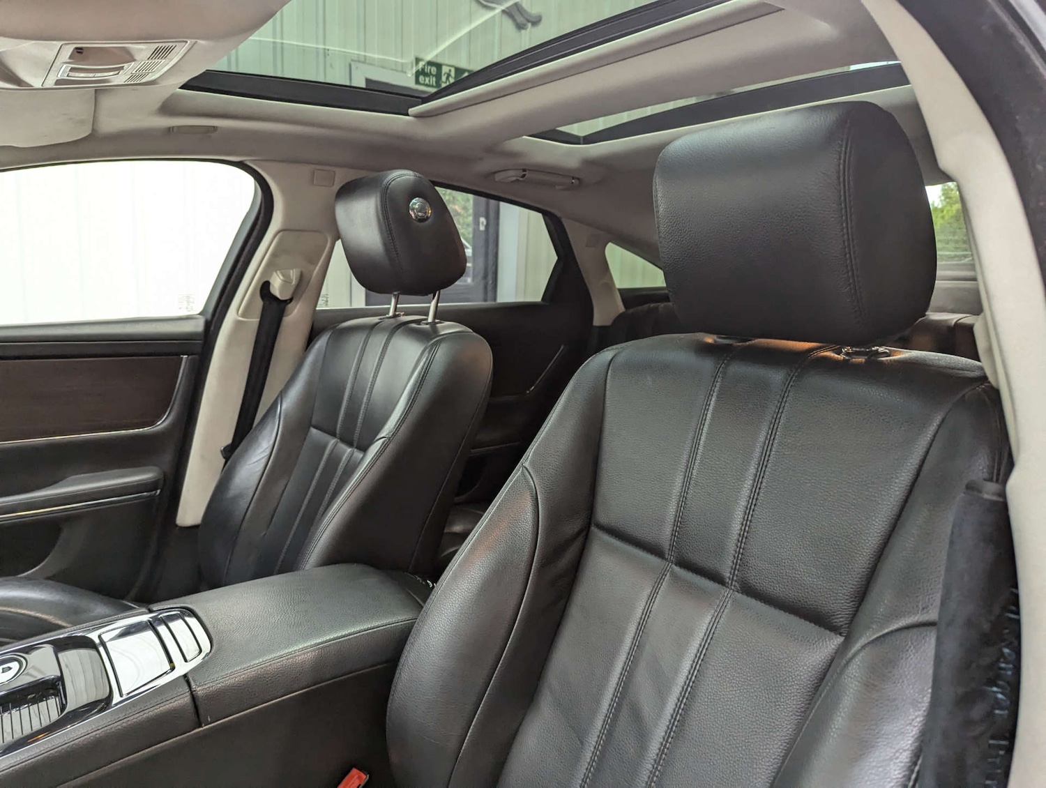 Used Jaguar XJ 2015 for sale - 76091324: Photo 54