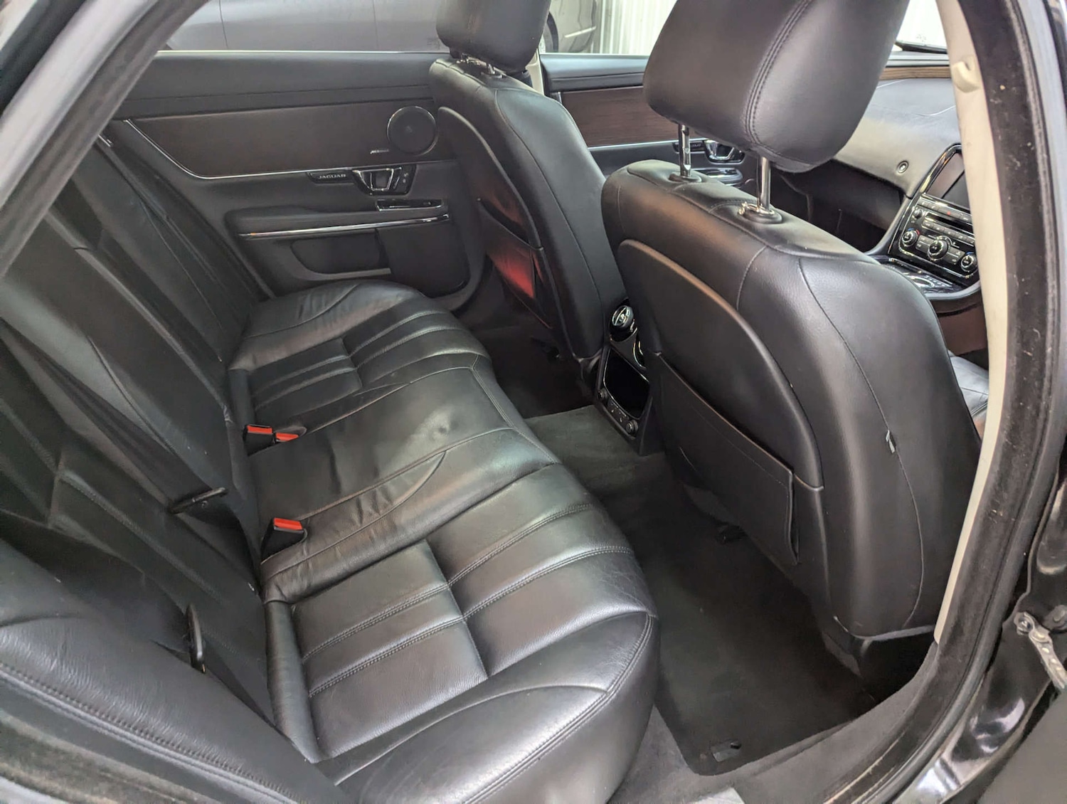 Used Jaguar XJ 2015 for sale - 76091324: Photo 58
