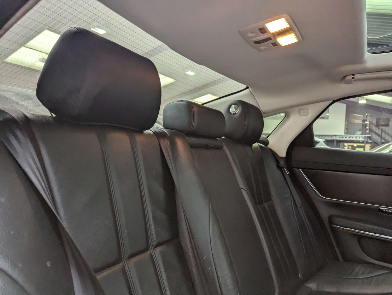 Used Jaguar XJ 2015 for sale - 76091324: Photo 60