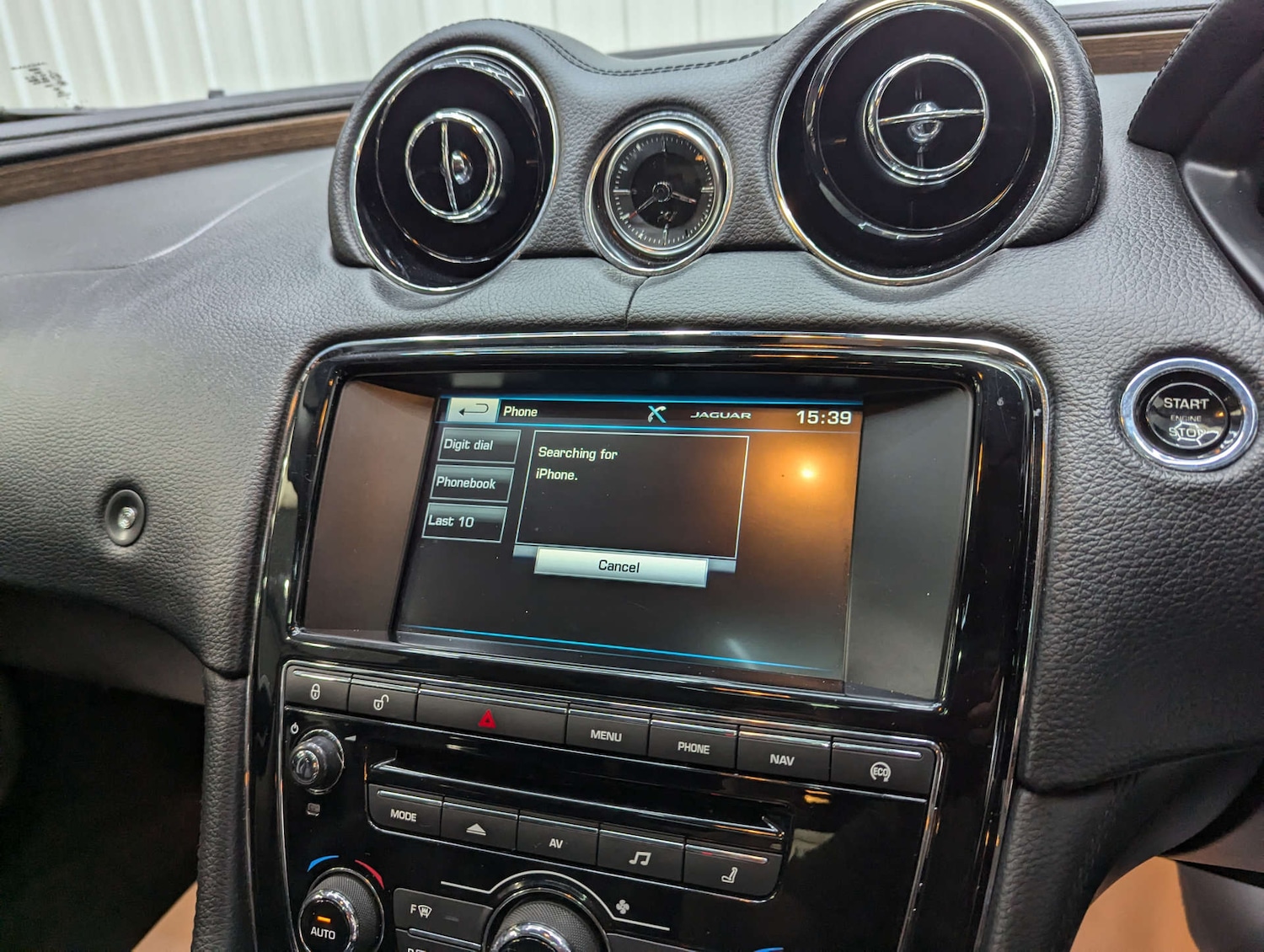 Used Jaguar XJ 2015 for sale - 76091324: Photo 81