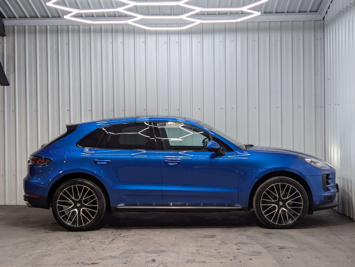 Used Porsche Macan 2019 for sale - 76845374: Photo 29
