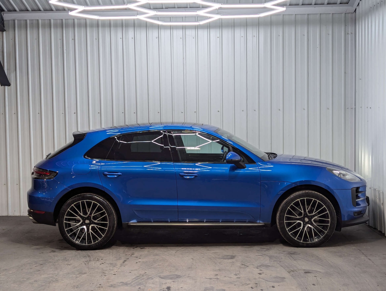 Used Porsche Macan 2019 for sale - 76845374: Photo 30