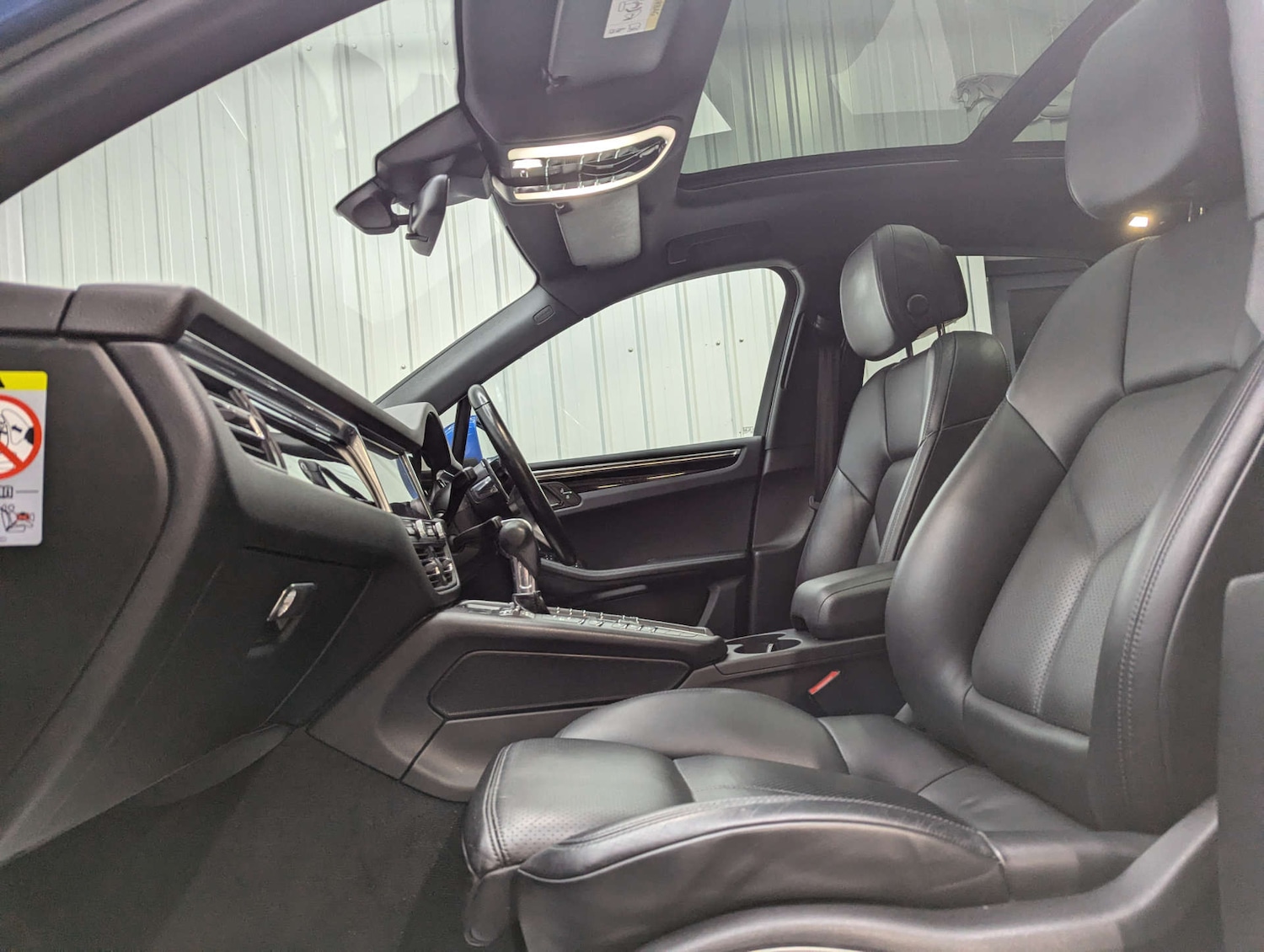 Used Porsche Macan 2019 for sale - 76845374: Photo 57