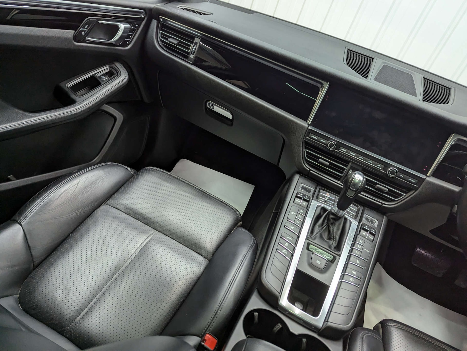 Used Porsche Macan 2019 for sale - 76845374: Photo 70