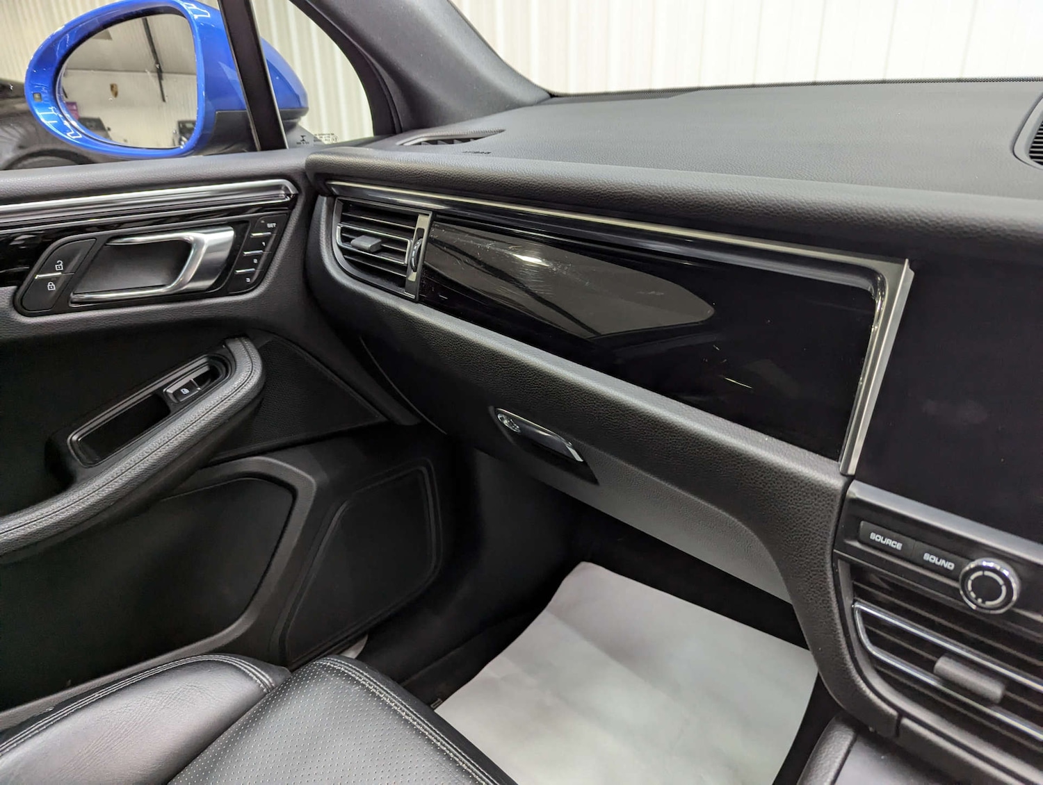 Used Porsche Macan 2019 for sale - 76845374: Photo 86