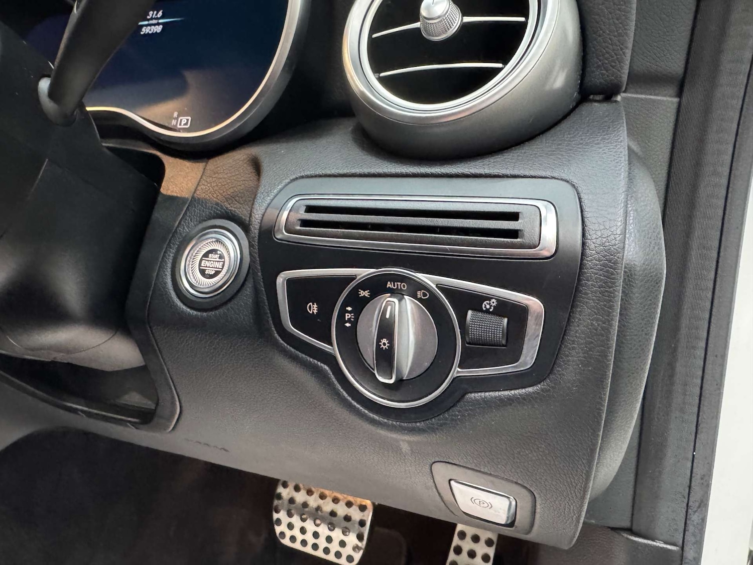 Used Mercedes-Benz C Class 2019 for sale - 76527100: Photo 50