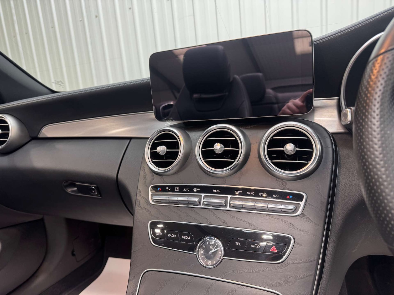 Used Mercedes-Benz C Class 2019 for sale - 76527100: Photo 74