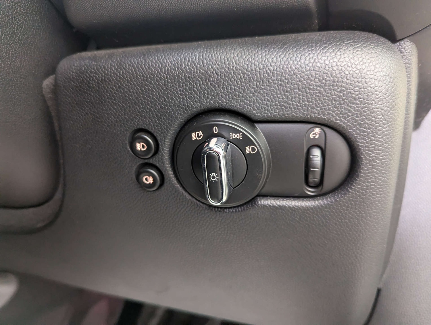 Vehicle 83