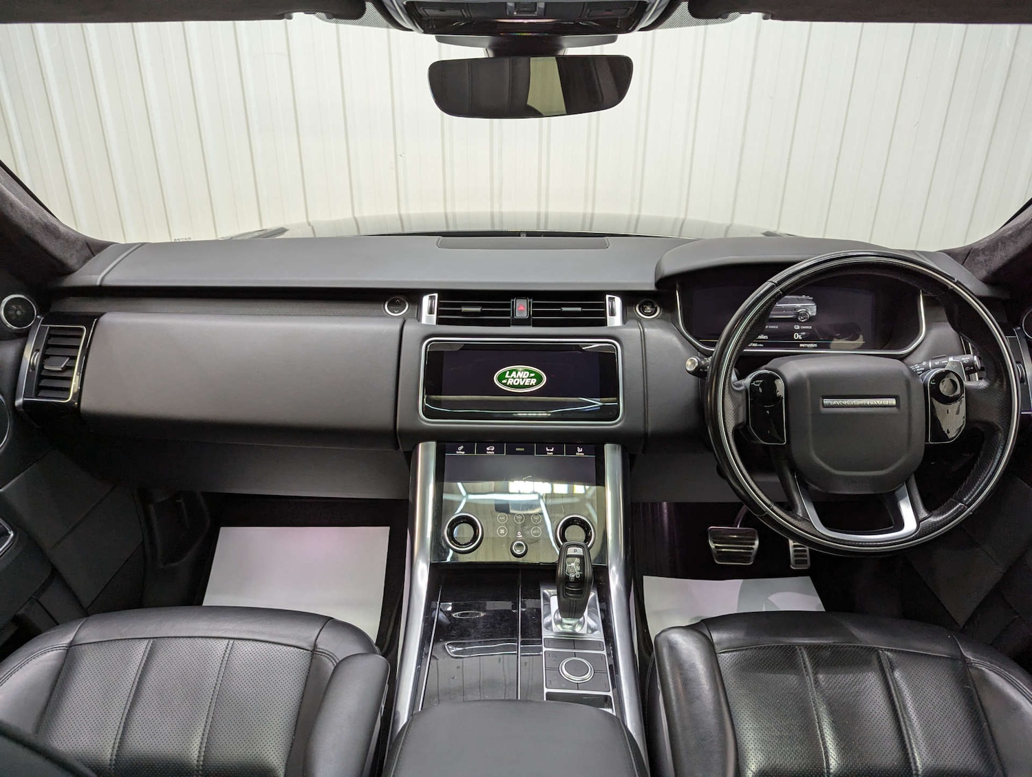 Used Land Rover Range Rover Sport 2020 for sale - 76650396: Photo 2