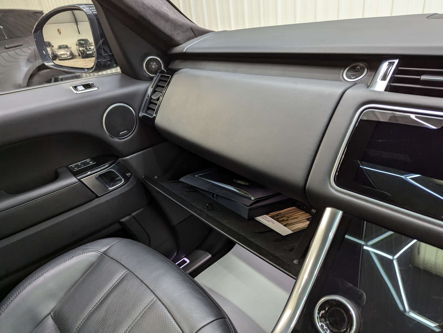 Used Land Rover Range Rover Sport 2020 for sale - 76650396: Photo 93