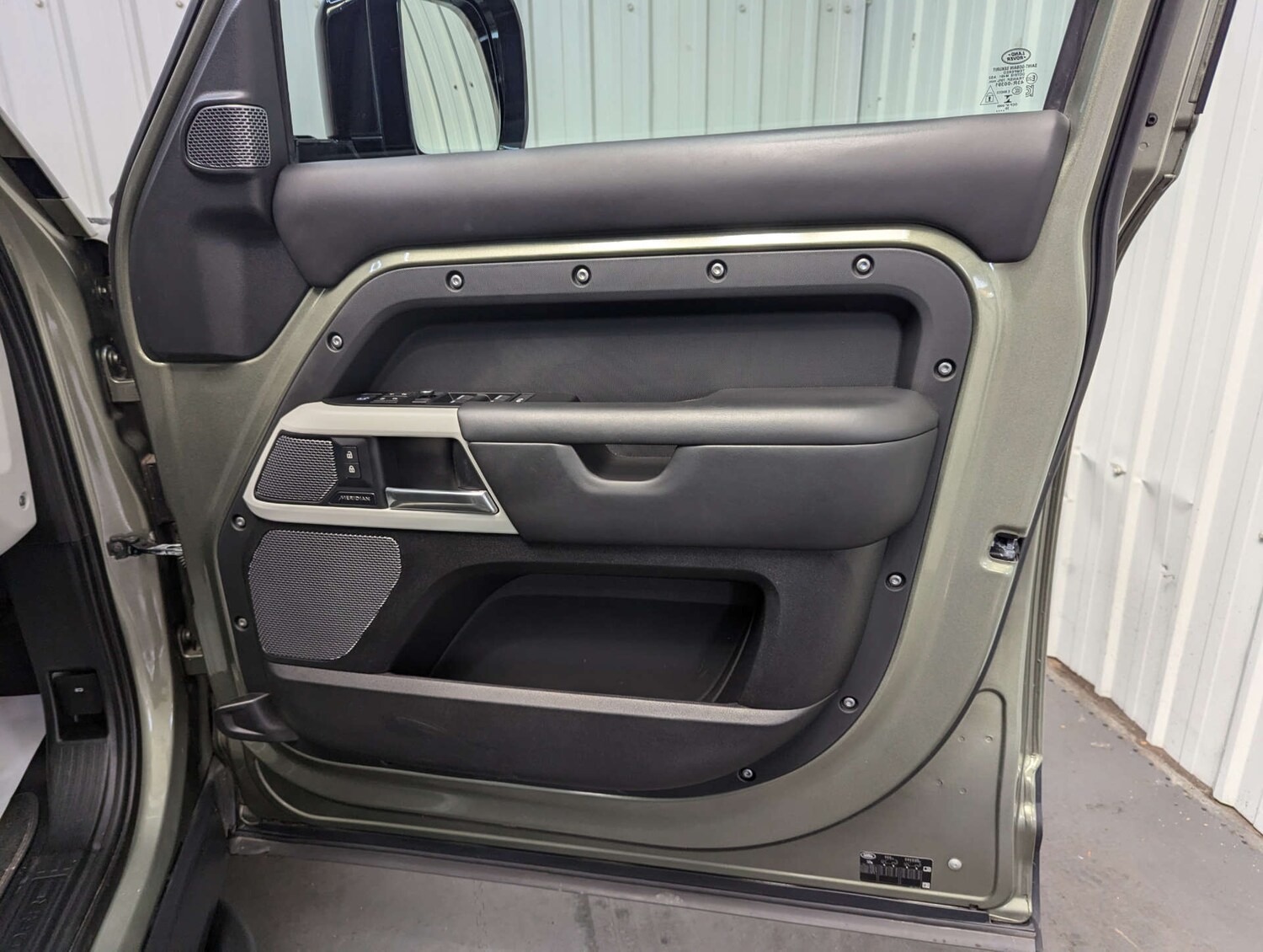 Used Land Rover Defender 2021 for sale - 76600689: Photo 53