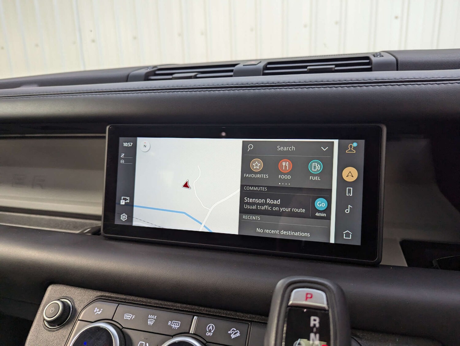 Used Land Rover Defender 2021 for sale - 76600689: Photo 85