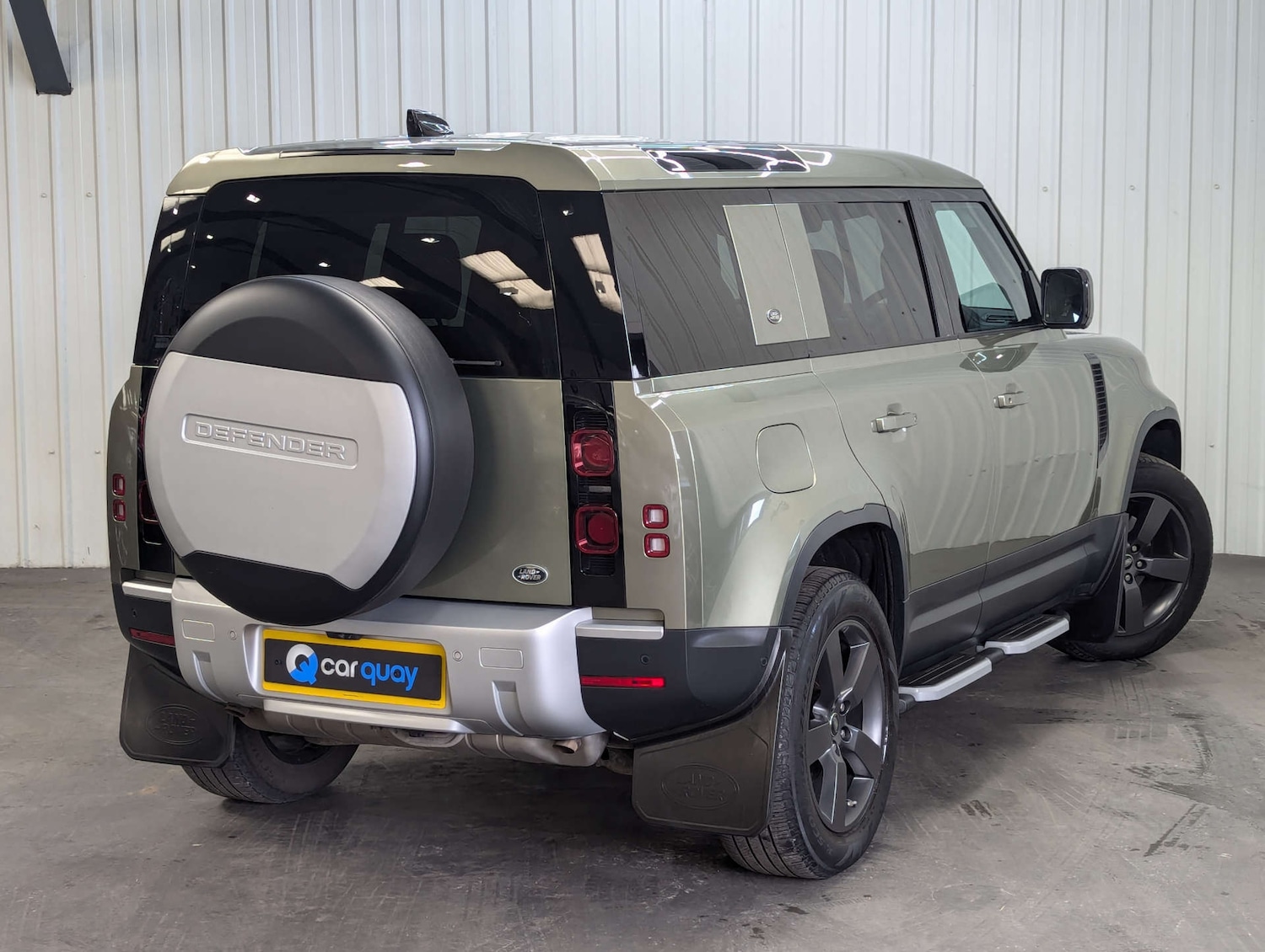 Used Land Rover Defender 2021 for sale - 76600689: Photo 9