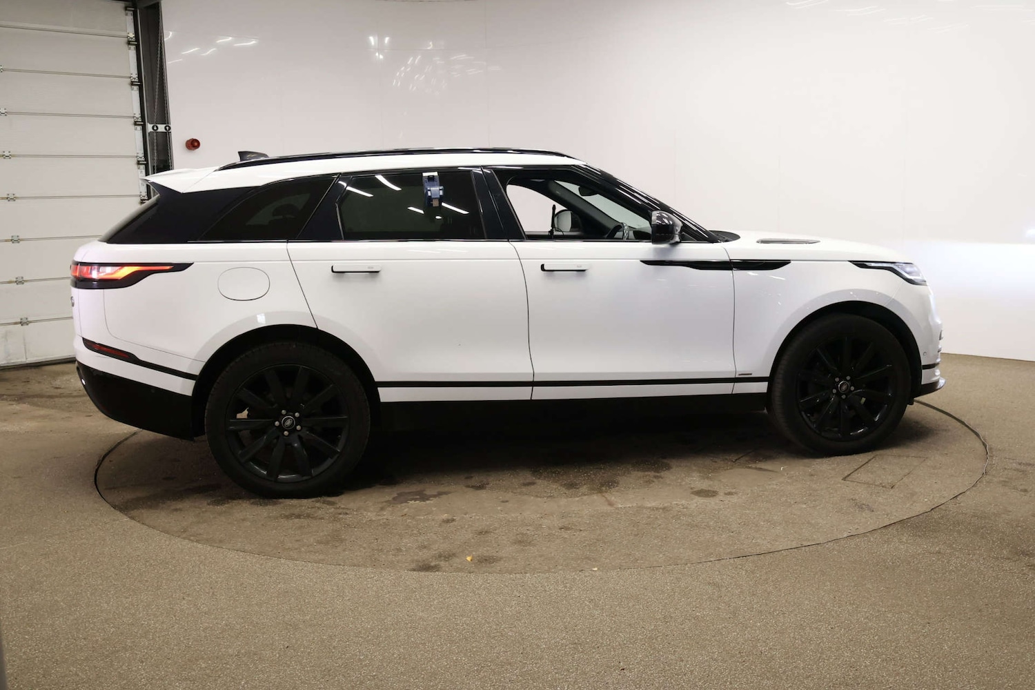 Used Land Rover Range Rover Velar 2019 for sale - 77022519: Photo 9