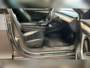 Used Tesla Model 3 2021 for sale - 79276751: Photo