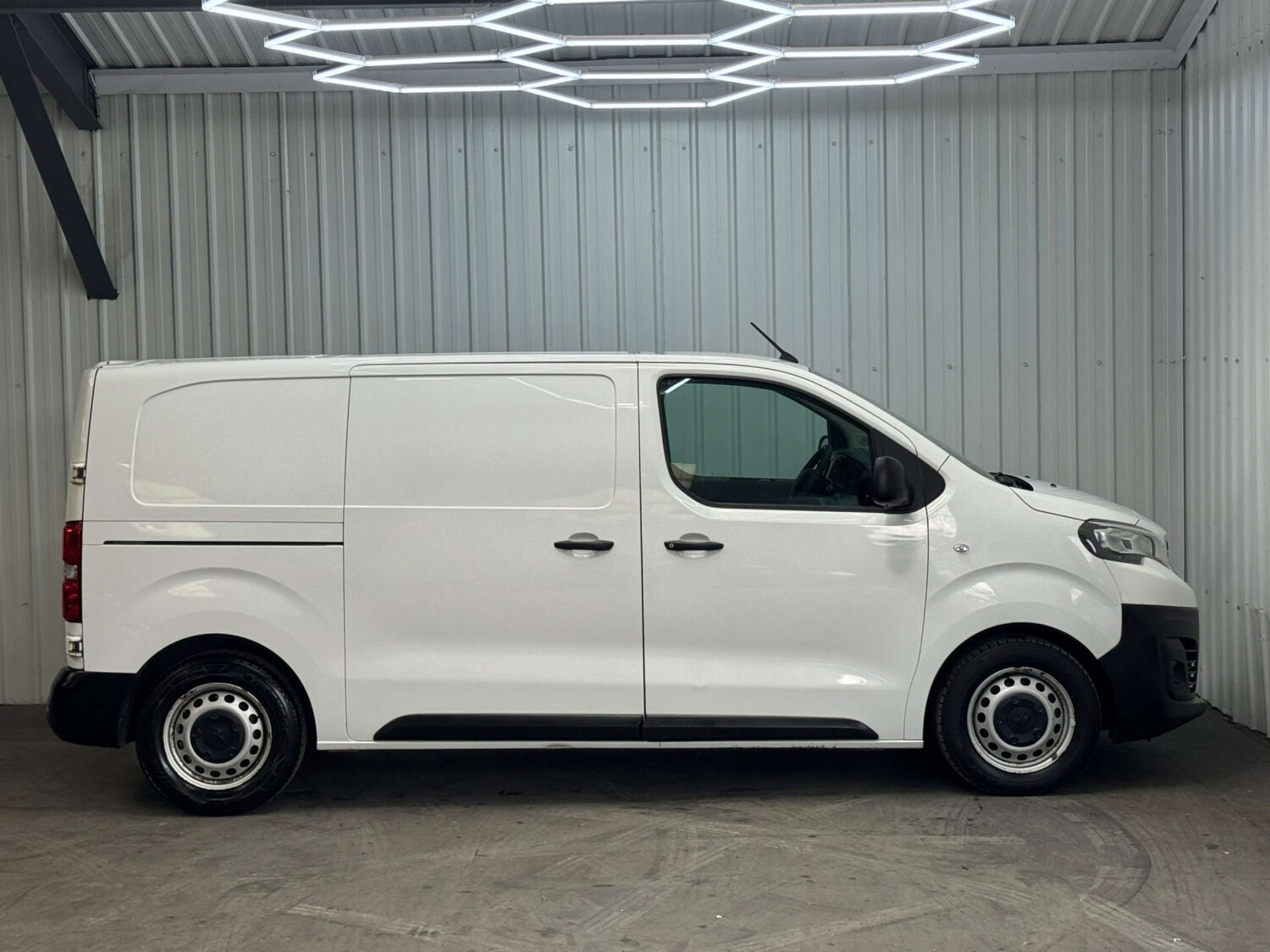 Used Peugeot Expert 2020 for sale - 75973333: Photo 15