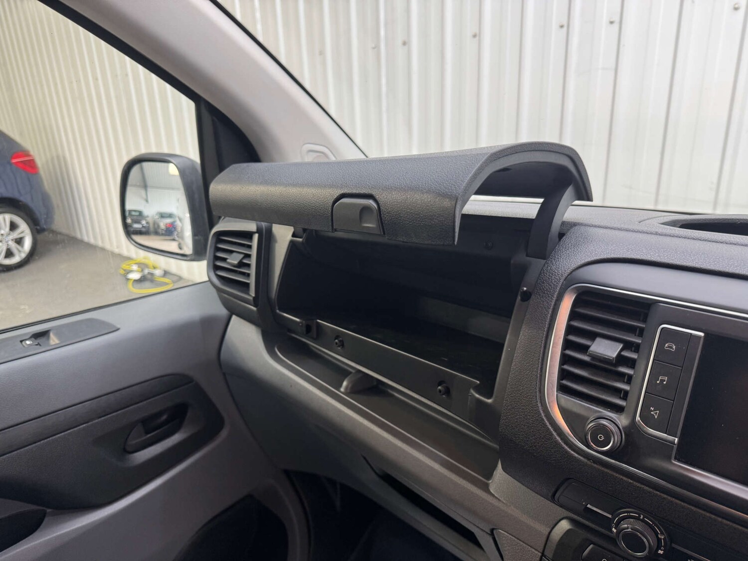Used Peugeot Expert 2020 for sale - 75973333: Photo 74