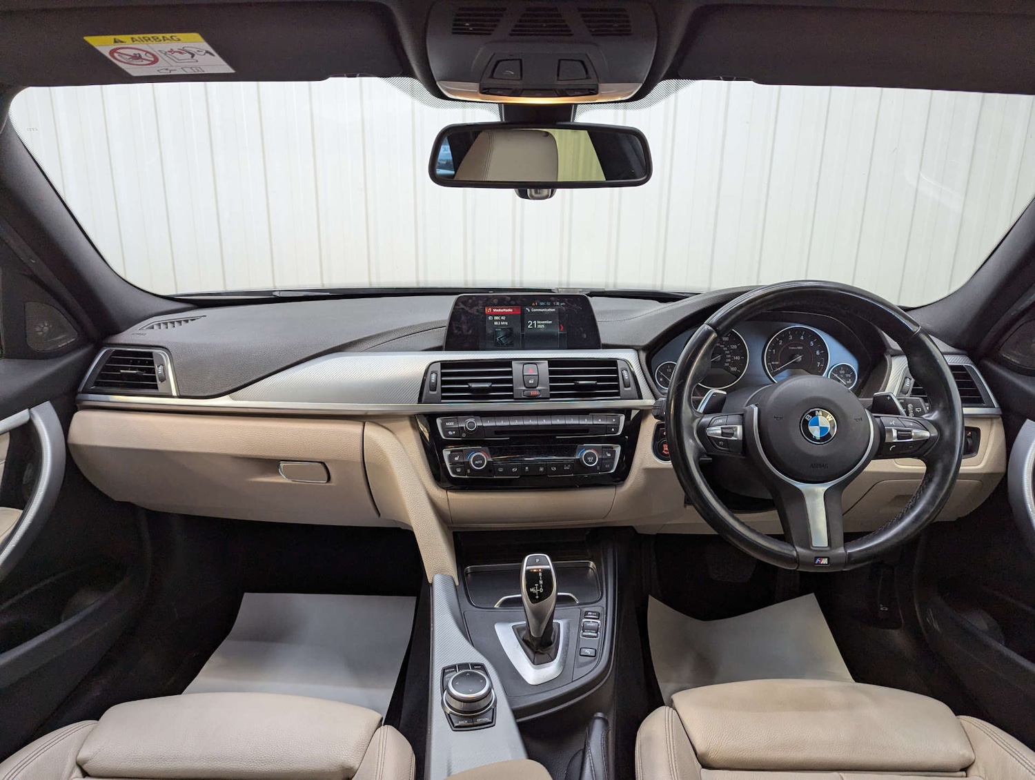 Used BMW 3 Series 2019 for sale - 76665412: Photo 2