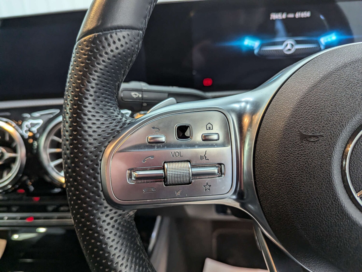 Used Mercedes-Benz CLA 2021 for sale - 76600924: Photo 69