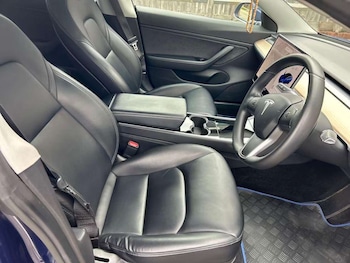 Used Tesla Model 3 2019 for sale - 76511116: Photo