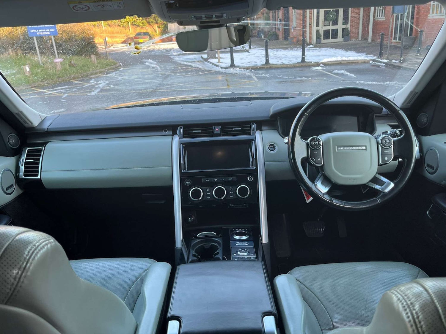 Used Land Rover Discovery 2018 for sale - 77195843: Photo 15