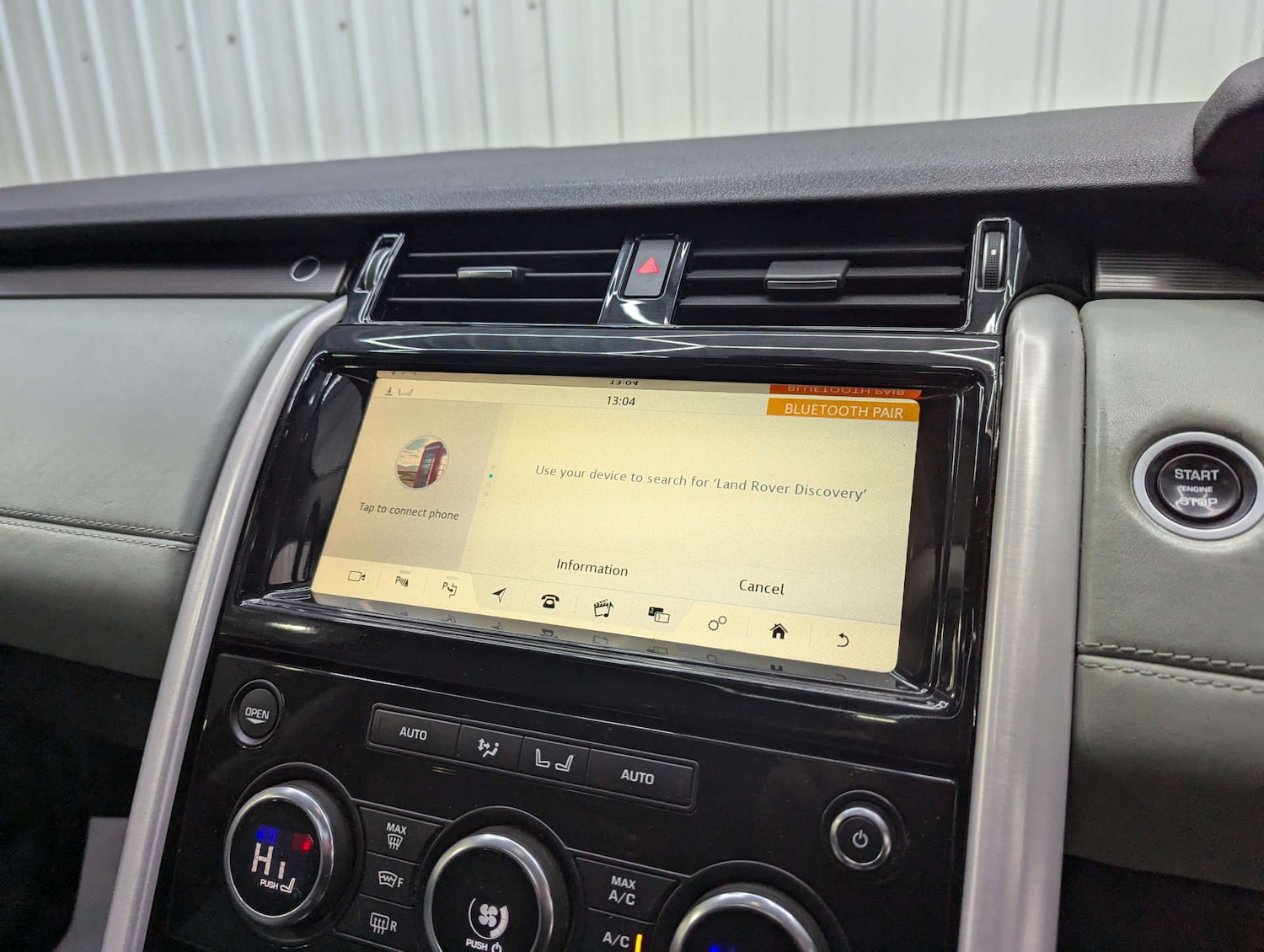 Used Land Rover Discovery 2018 for sale - 77195843: Photo 93