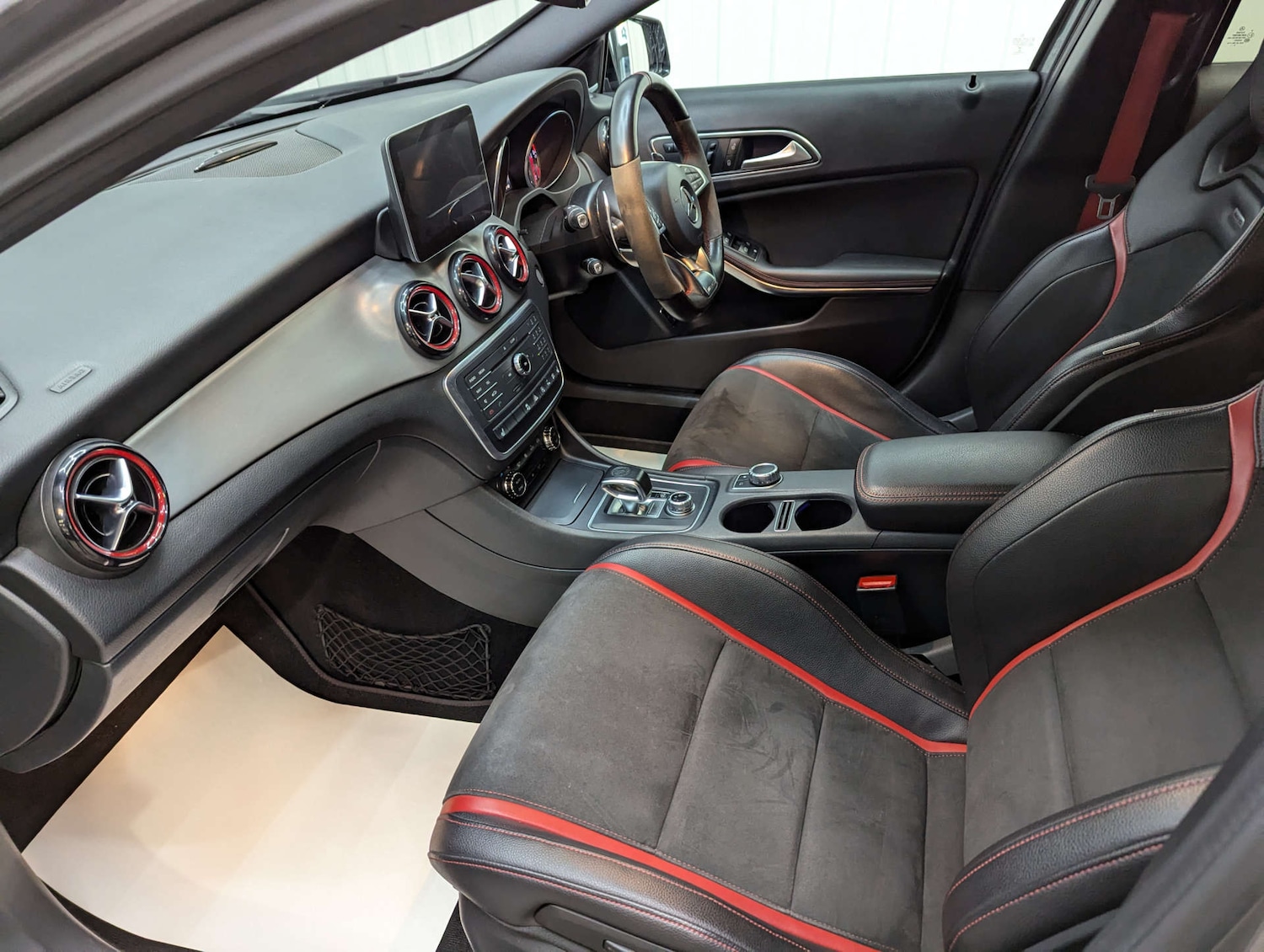 Used Mercedes-Benz GLA 2017 for sale - 76588256: Photo 58