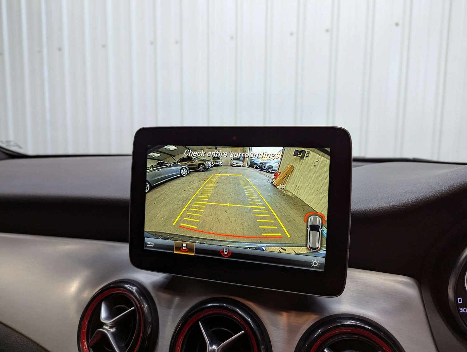 Used Mercedes-Benz GLA 2017 for sale - 76588256: Photo 85