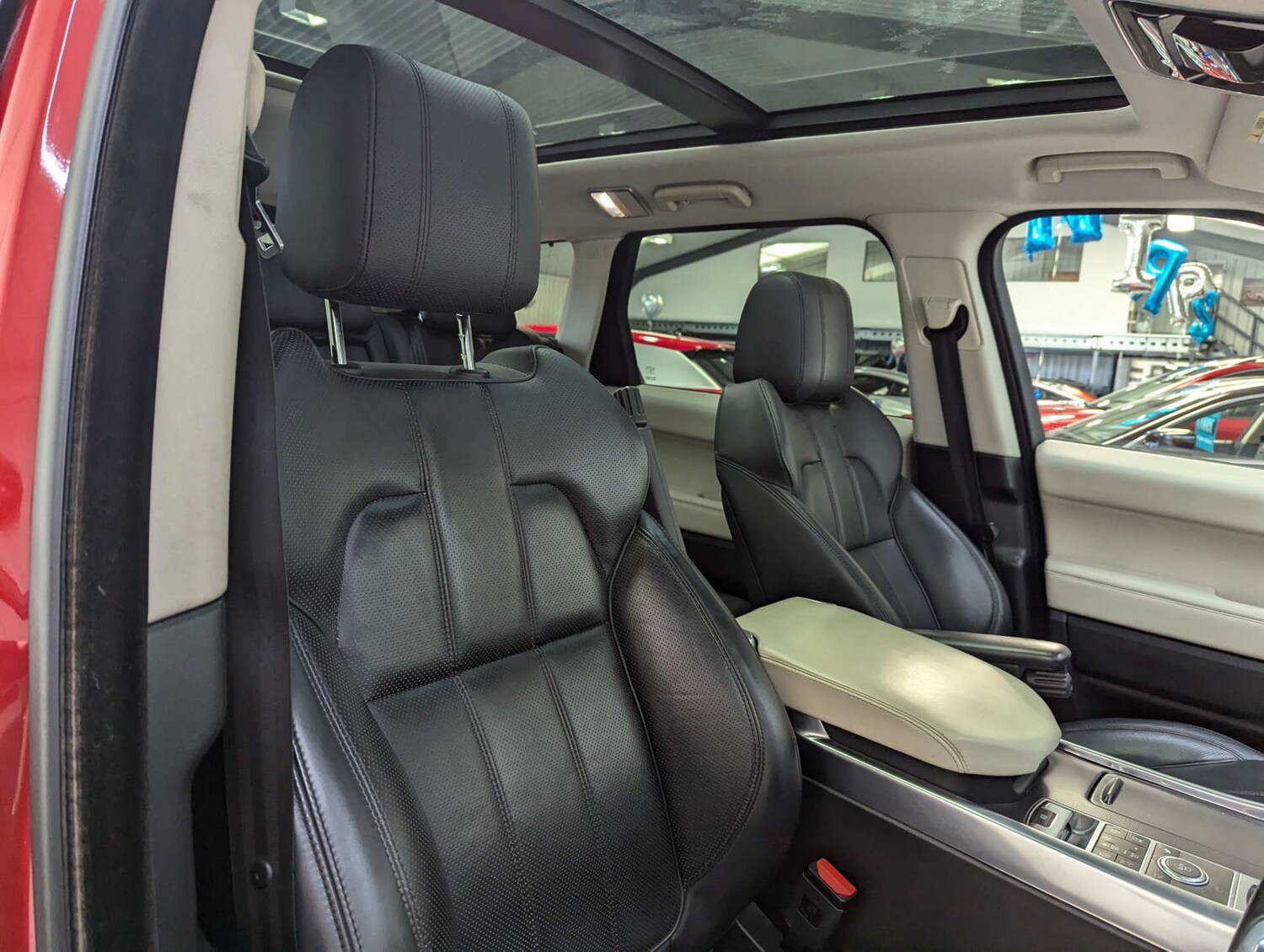 Used Land Rover Range Rover Sport 2015 for sale - 77655585: Photo 44