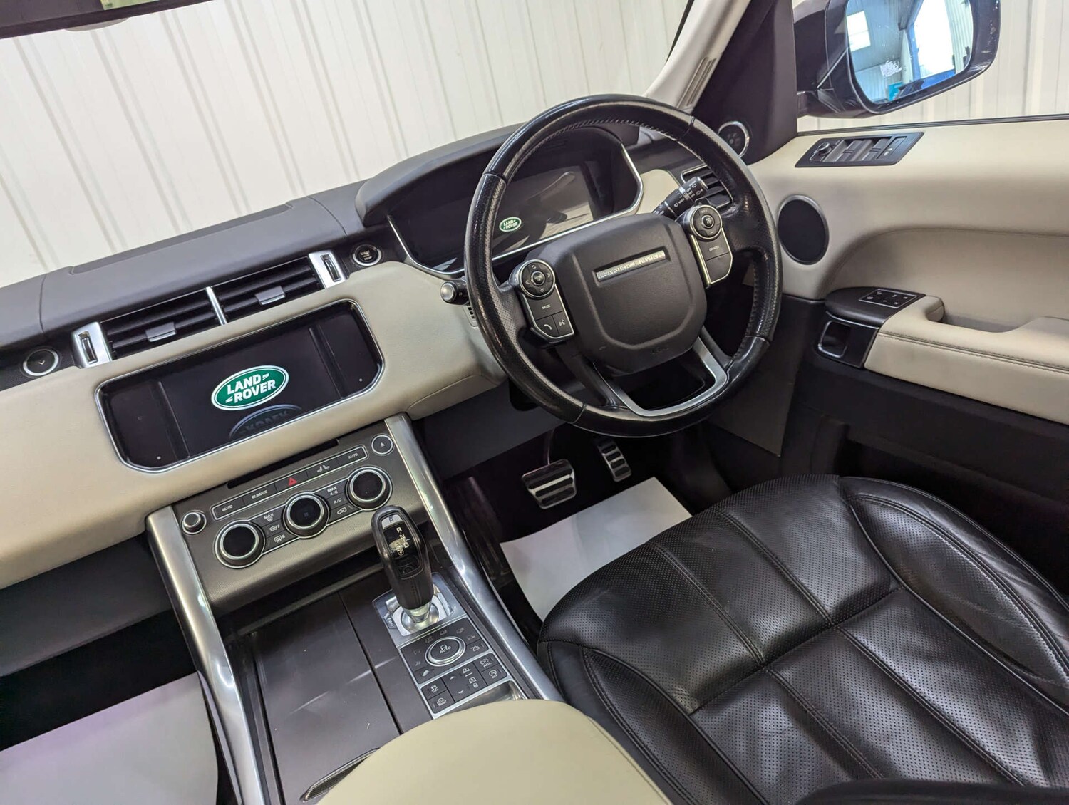 Used Land Rover Range Rover Sport 2015 for sale - 77655585: Photo 67