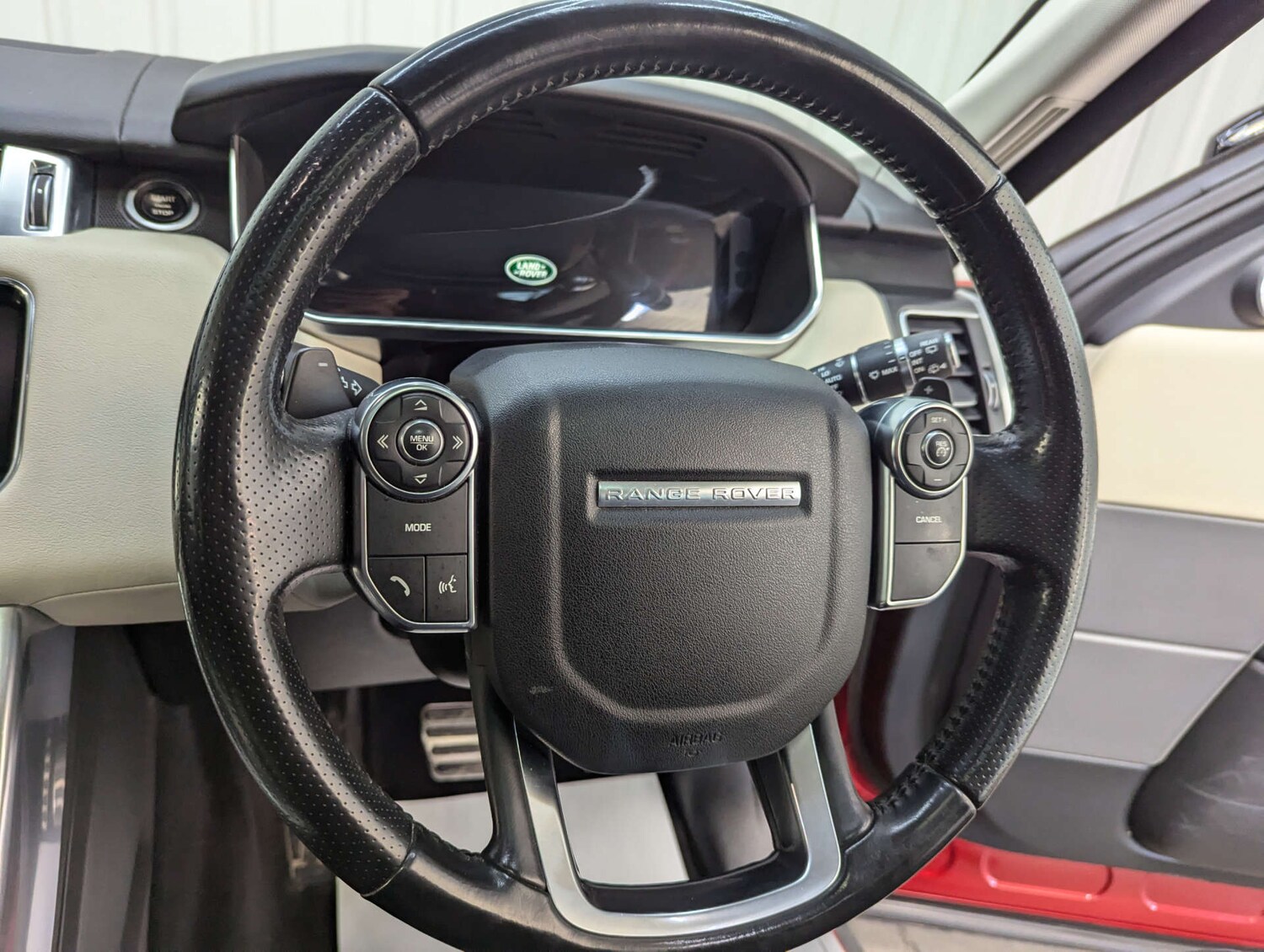 Used Land Rover Range Rover Sport 2015 for sale - 77655585: Photo 76