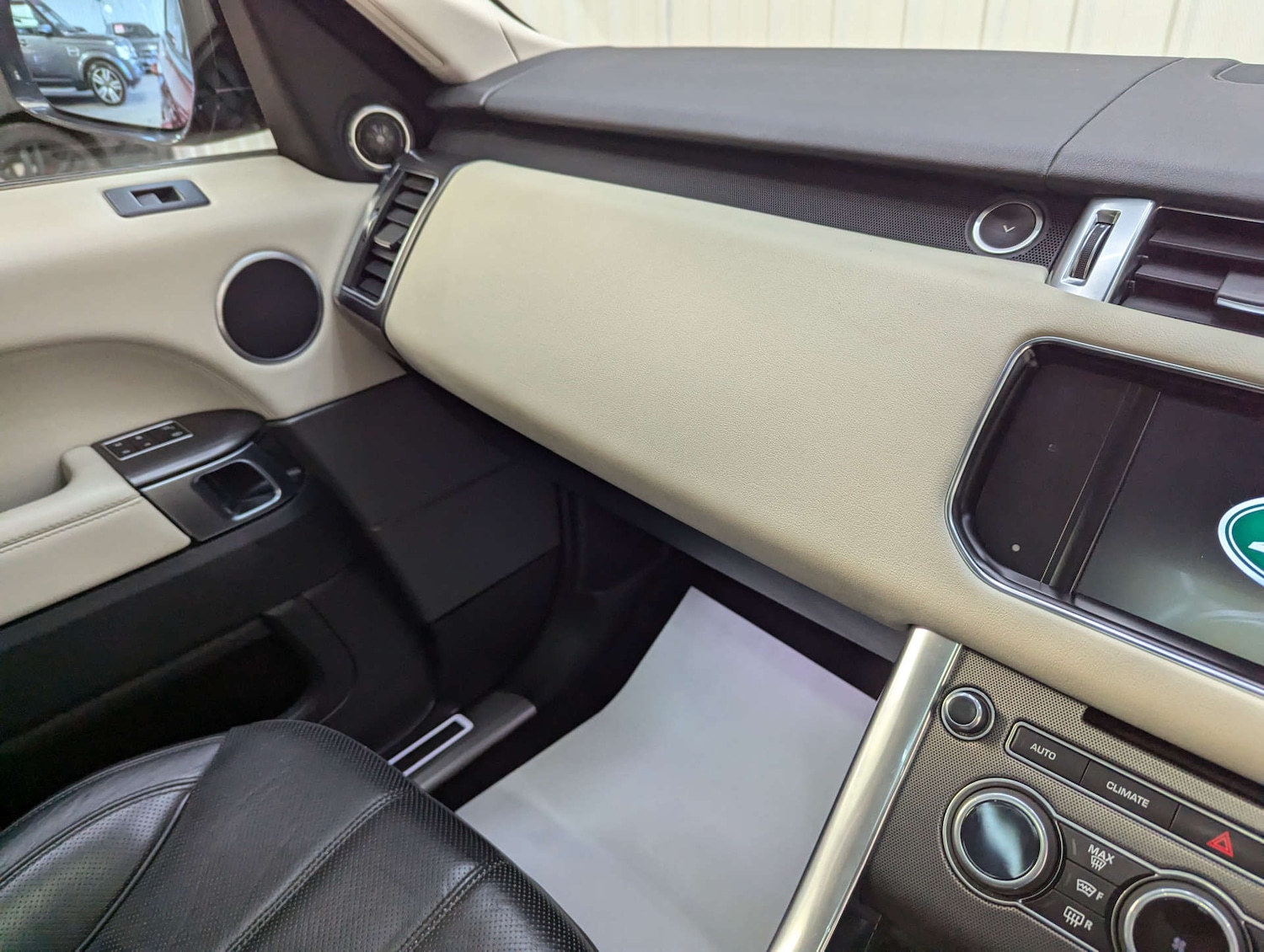 Used Land Rover Range Rover Sport 2015 for sale - 77655585: Photo 82