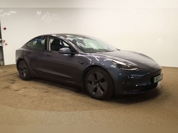 2021 - Model 3 Long Range AWD 4WD 4dr
