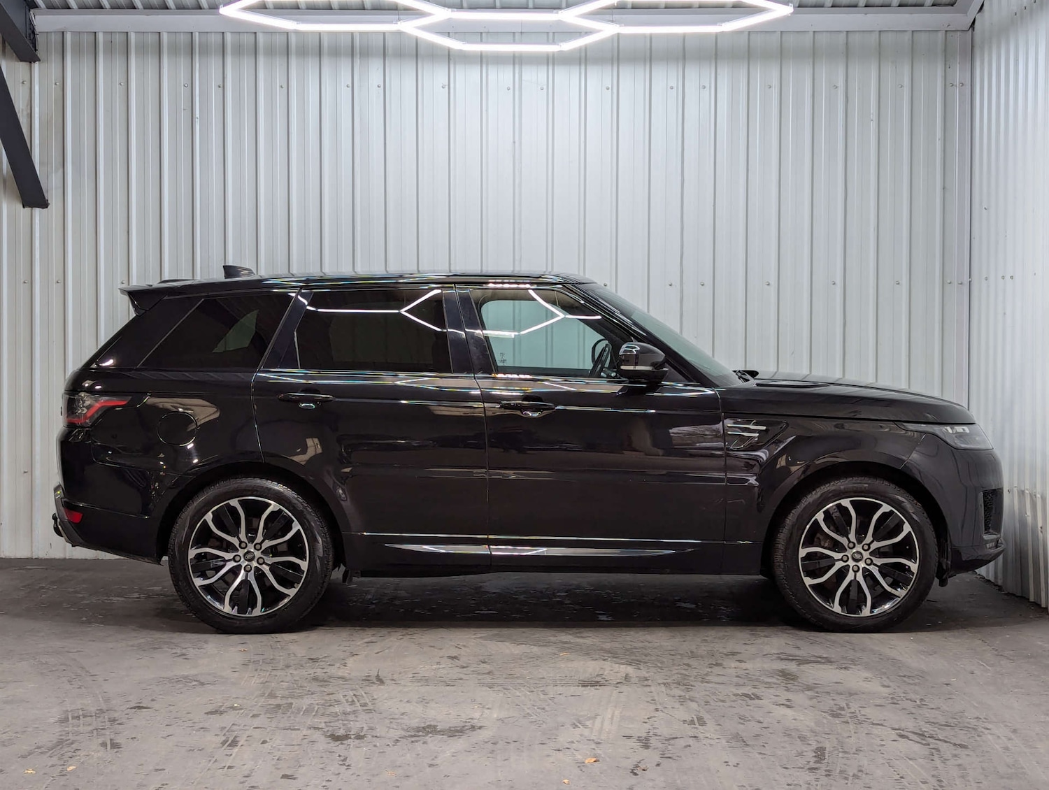 Used Land Rover Range Rover Sport 2019 for sale - 76734393: Photo 13