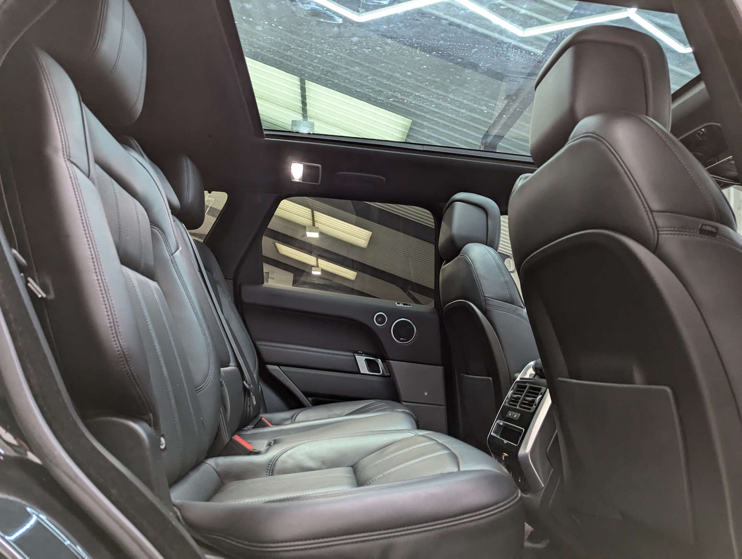 Used Land Rover Range Rover Sport 2019 for sale - 76734393: Photo 65