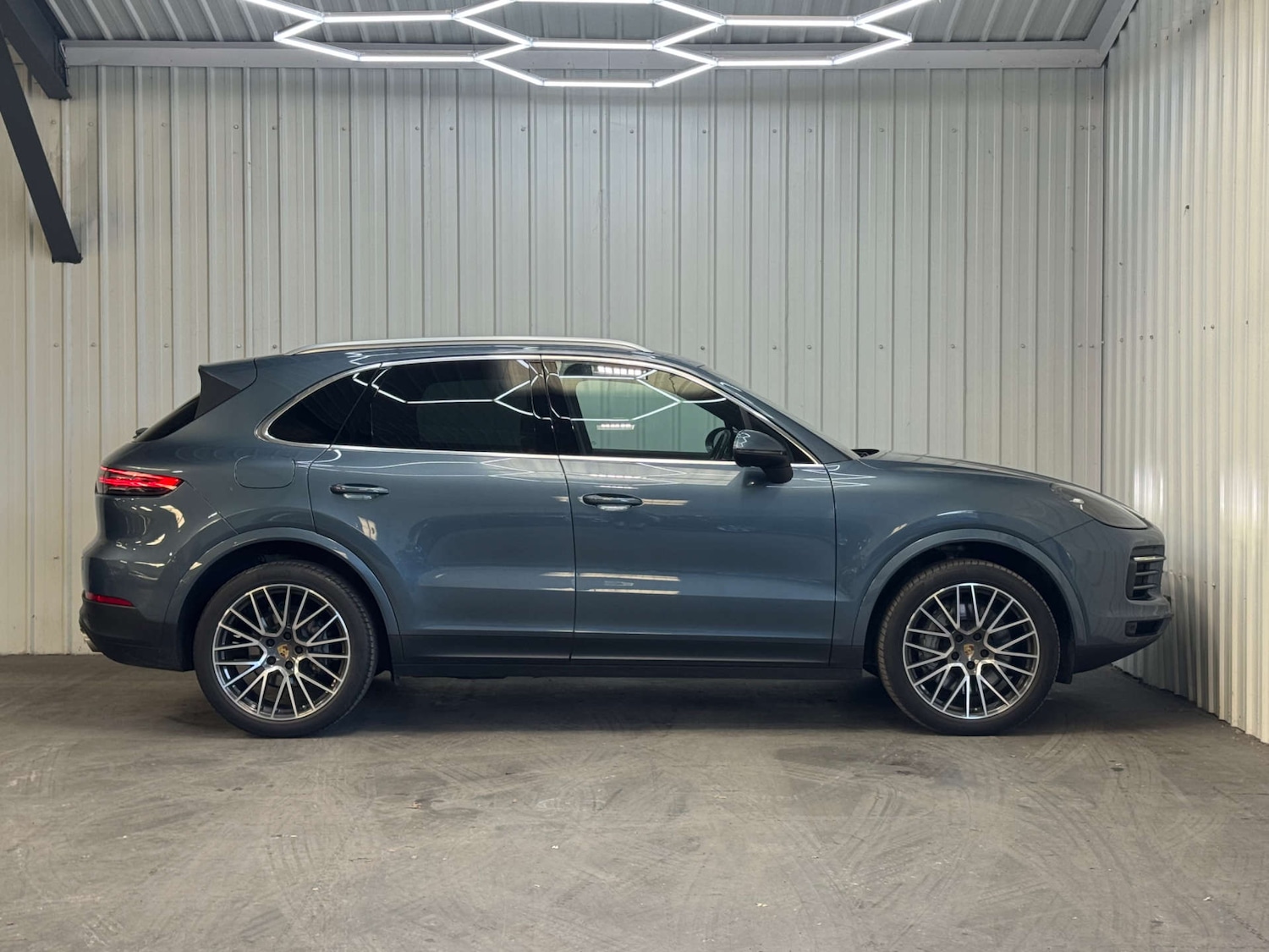 Used Porsche Cayenne 2019 for sale - 76363919: Photo 14